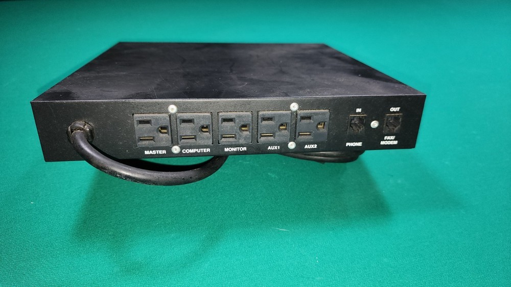 Relocatable Power Taps Model SS-GM-5, Black