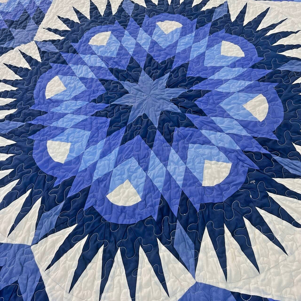 Handmade Winter Dream Patchwork Queen Size Cotton Finished QUILT