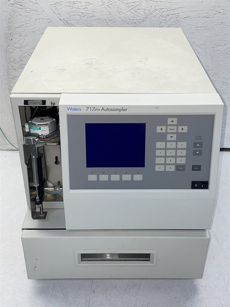 WATERS 717PLUS CHROMATOGRAPHY AUTOSAMPLER WAT078900 + HEATER COOLER MODULE