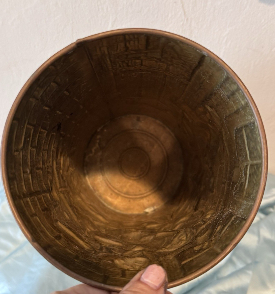 Lombard Umbrella Stand Brass Embossed Relief Colonial Pub Scene England 15" Tall