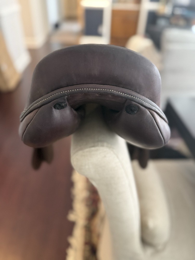 Dover Circut Saddle 17.5
