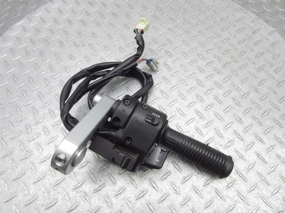 2008 08-09 Can-Am Spyder GS SE5 Left Switch Handlebar Control Reverse Assembly