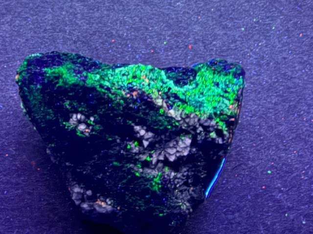 MULTICOLOR COOL FRANKLIN ASSEMBLAGE: FLUOROAPATITE & CHLOROPHANE, FRANKLIN, N.J.