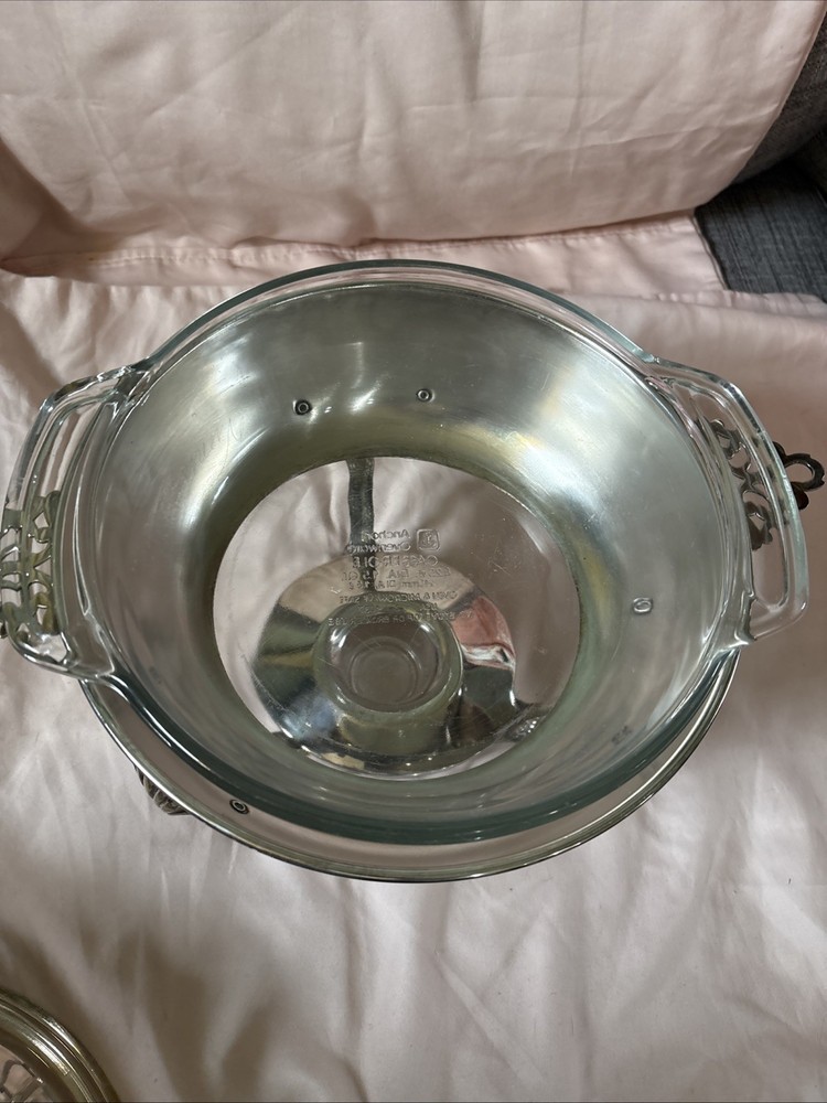 Silverplate Over Copper Covered Chafing Dish & 2QT Pyrex Insert-12” T
