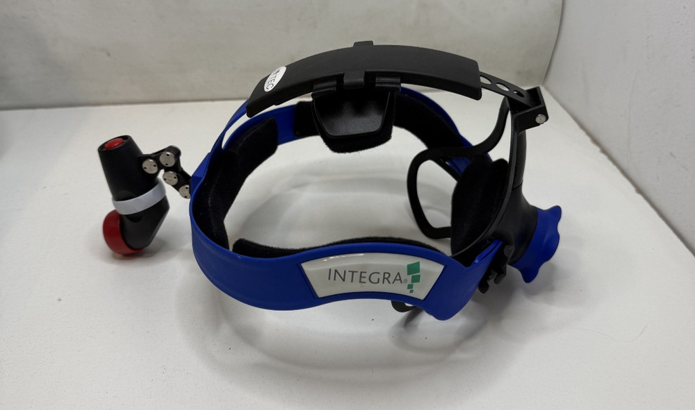 Integra Luxtec MLX Light Source W/ Fiber-Optic cable & headset