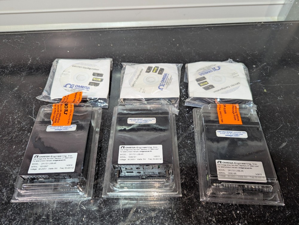 Omega DPi1701-USB-AR Graphic Panel Meter Data Logger Temp Process OPEN BOX