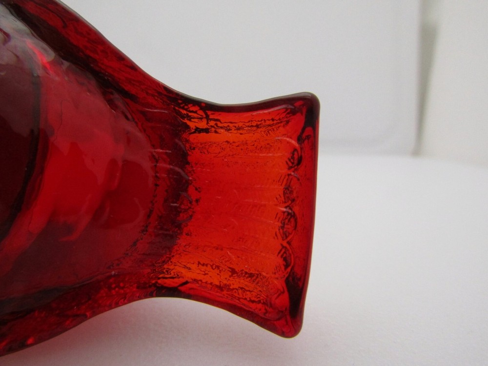 E.E. Ed Bowman 2009 Ruby Red Summit Bird with Berry Open Salt Dip Candle Holder