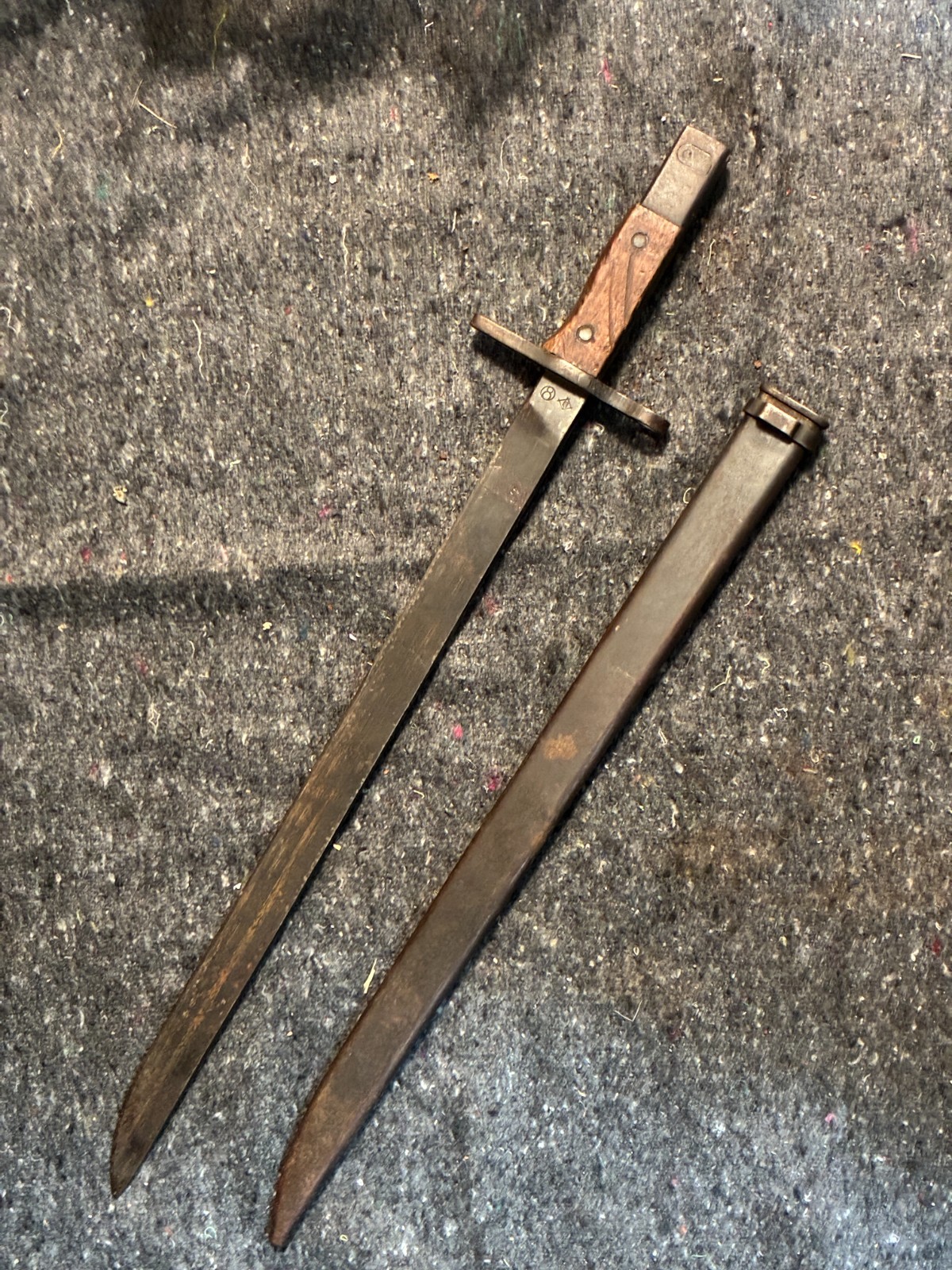 WW2 JAPANESE TYPE 30 ARISAKA BAYONET AND SCABBARD