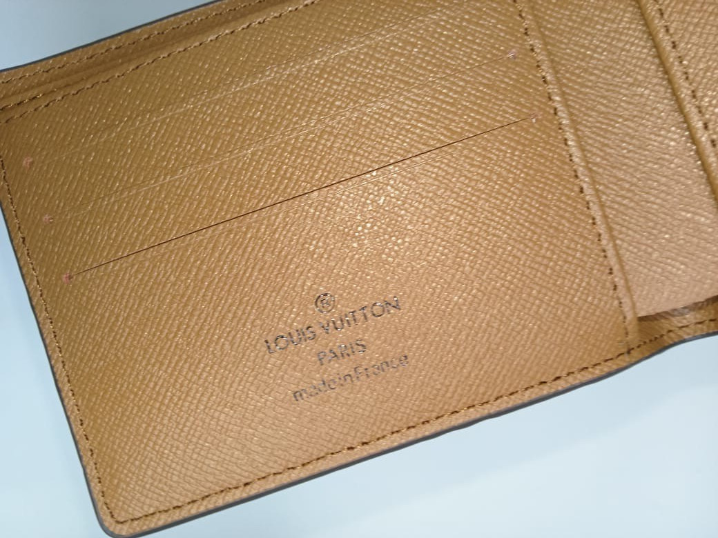 Louis Vuitton Monogram Bifold Wallet Authentic Vintage Leather Brown