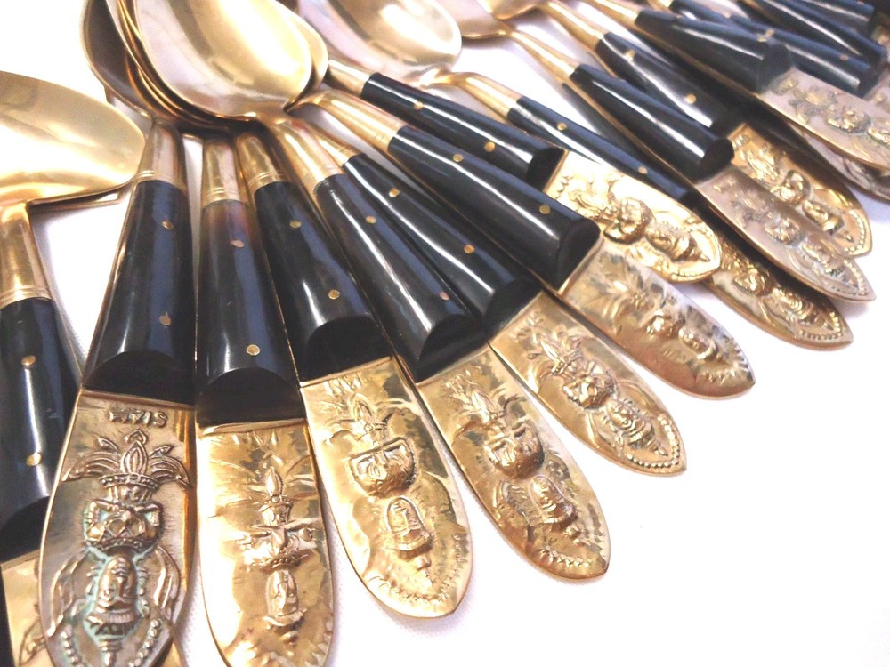 SIAM BRASS BRONZE FLATWARE 19-PIECES