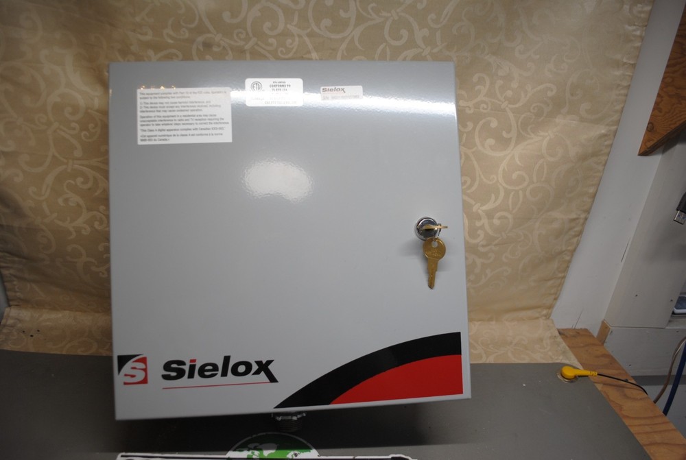 SIELOX BADGE ACCESS CONTROL BOARD MODULE 2 READER DOOR AC-1700