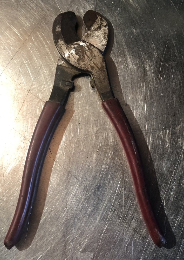 Klein Tools Cable Cutter Blade Is Sharp And Cuts Fine Great Condition