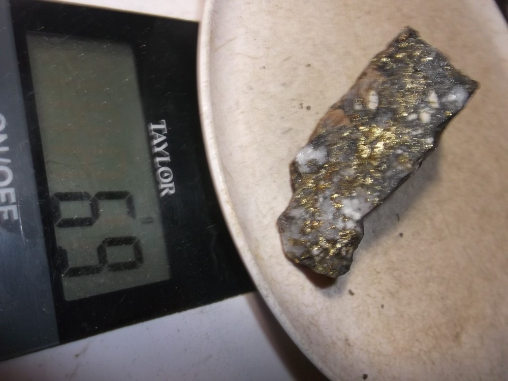 Gold, silver, copper, 69 grams samples ,ore high grade .