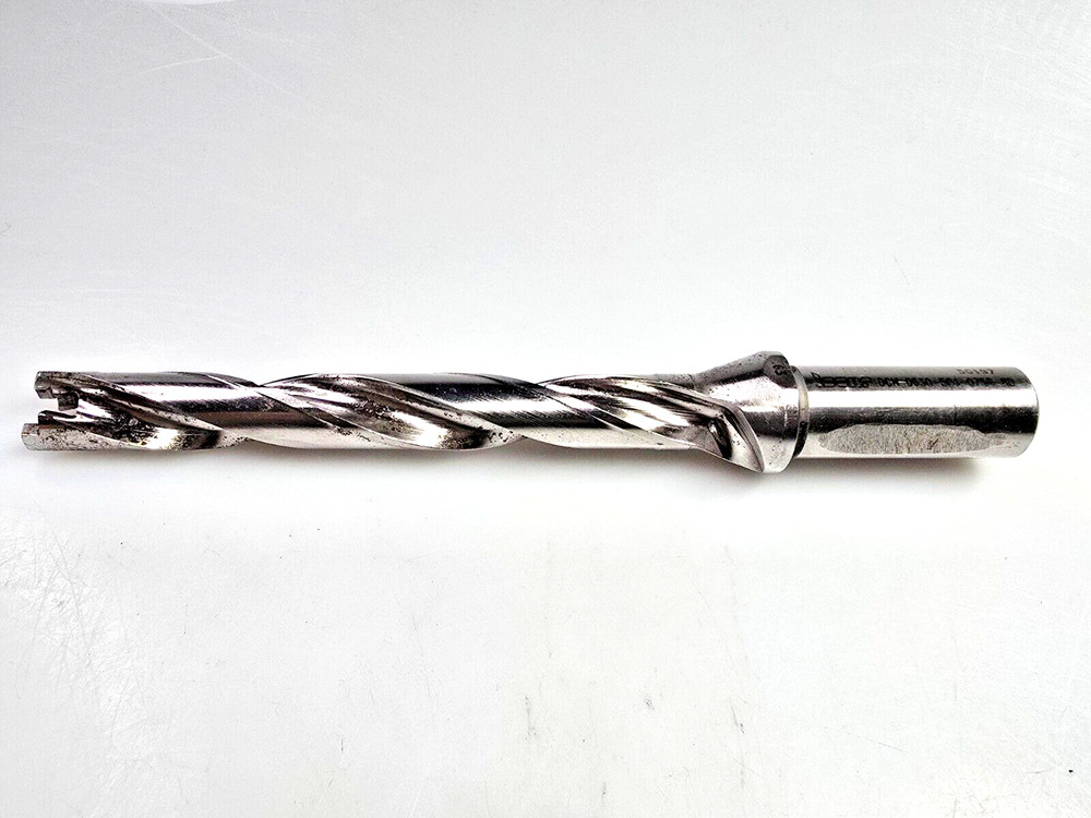 Iscar DCN 0630-504-075R-8D (0.630" - 0.665") Indexable Drill 8xD Replaceable Tip