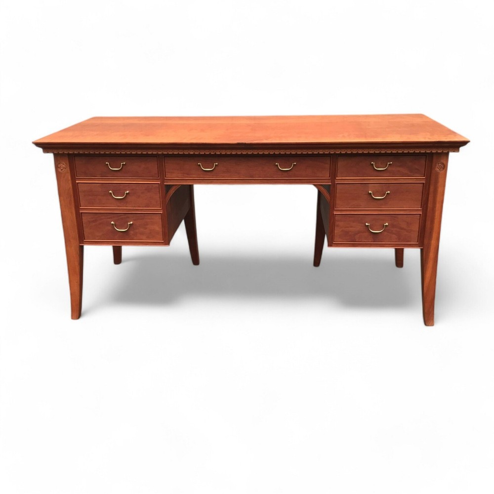 Charles Shackleton Gracie's Desk