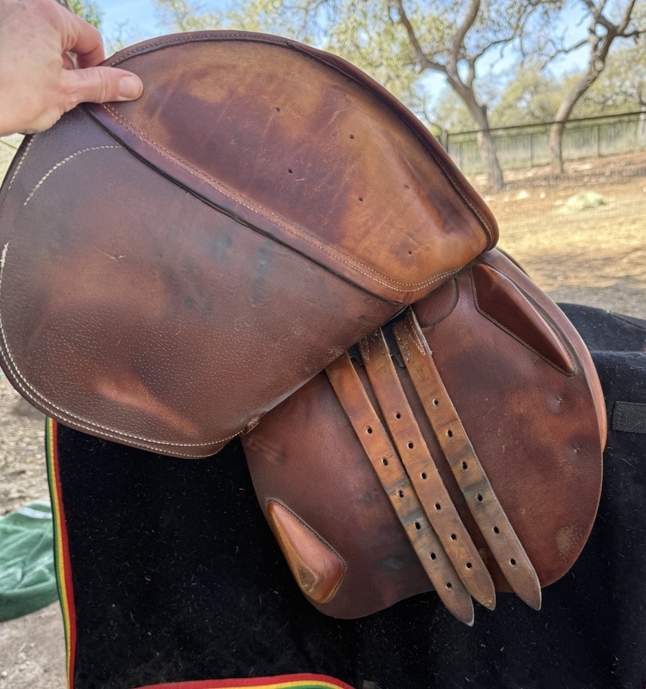 Devoucoux Socoa Saddle 17.5” 2005