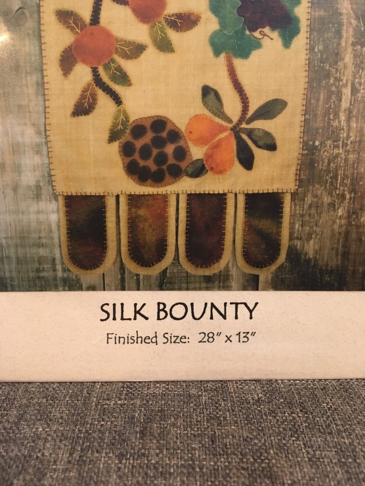 Lakeview Primitives Silk Bounty Penny Rug Pattern # 165
