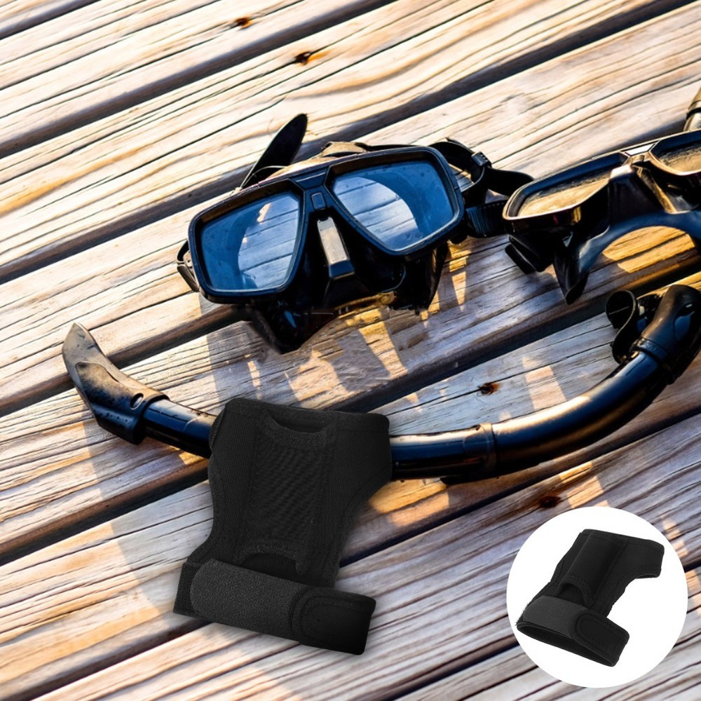 2pcs Flashlight Gloves: Dive Light Strap Glove - Hiking Flashlight Holder