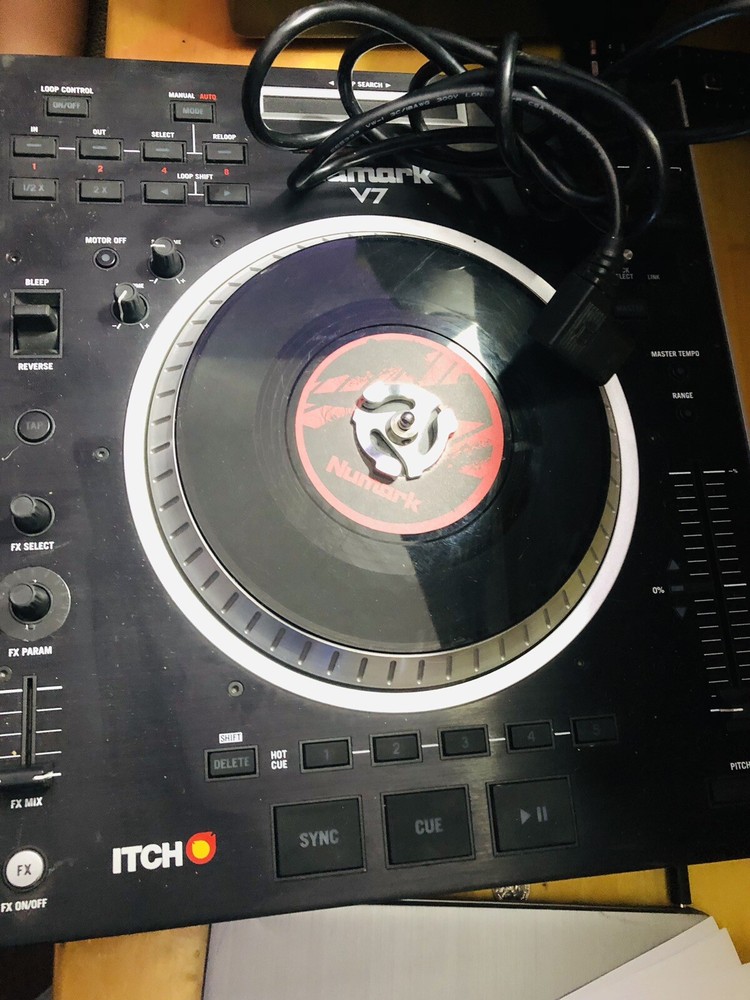 Numark V7 Digital DJ Software Controller