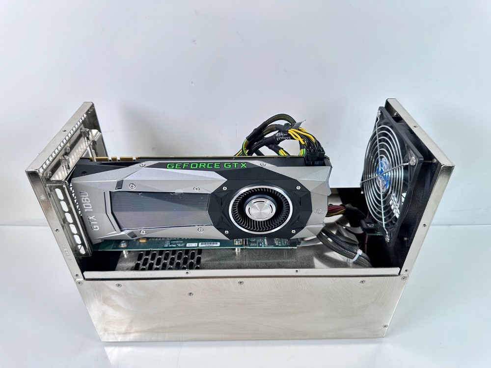 Cubix GPU Xpander w/ Nvidia GeForce 1080 Graphics Gard