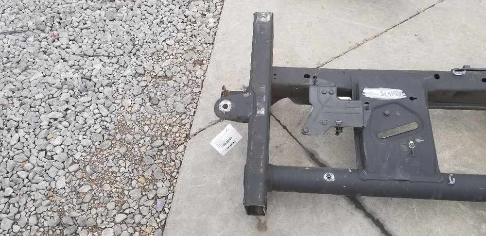 17 CHEVY SILVERADO 2500 REGULAR CAB REAR FRAME SECTION CUT