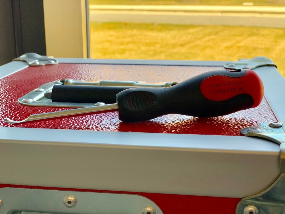 Cage Nut Tool by Star Case (4HARCNITOOL)