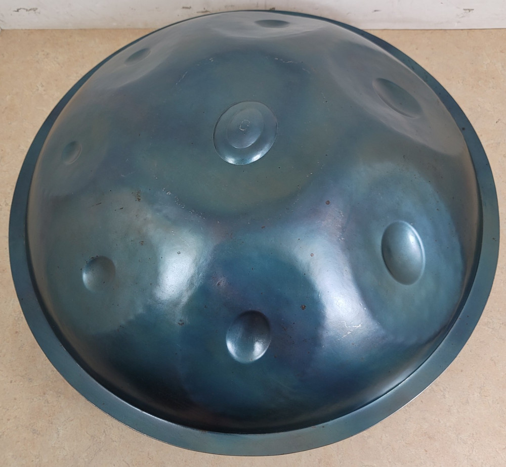 Isthmus Instruments E Minor Handpan