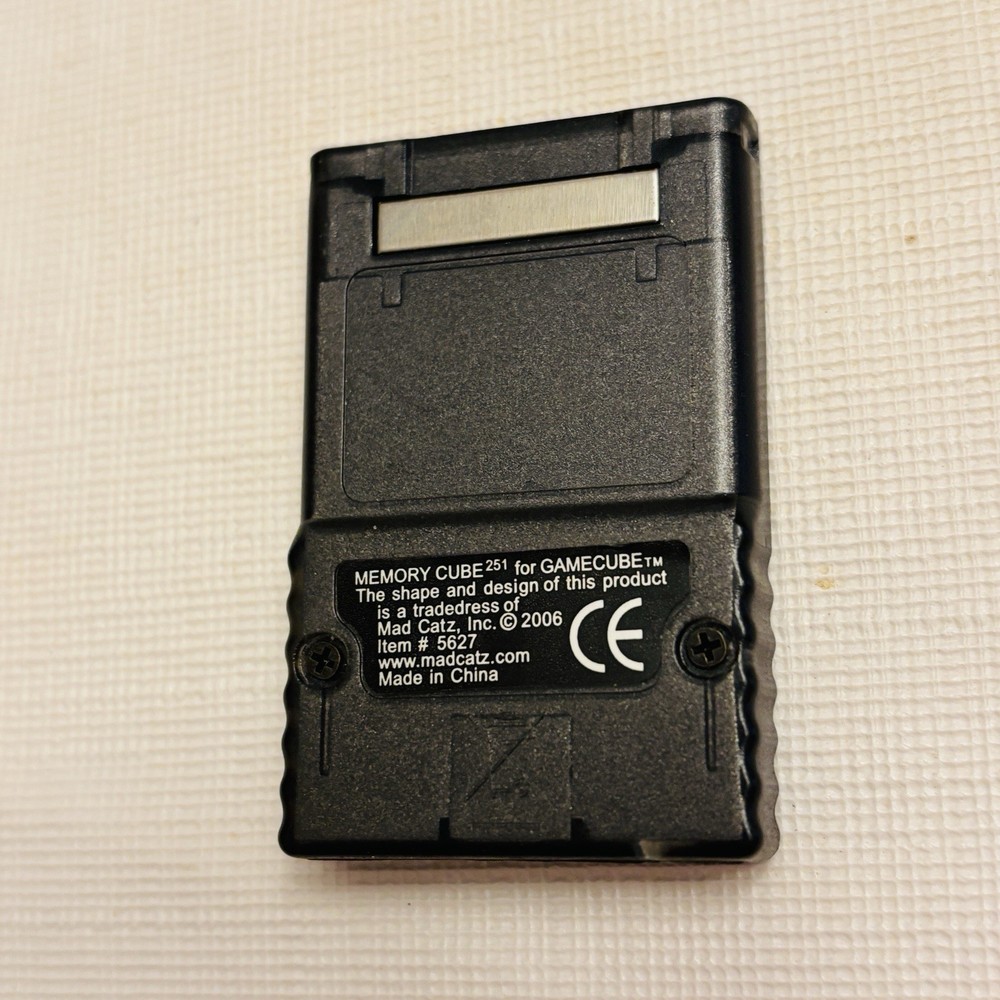 Mad Catz Grey Memory Cube 4X Memory Card for Nintendo GameCube TESTED WORKING