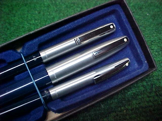 Vintage SHEAFFER White Dot Fountain Pen/Ballpoint Pen/ Mechanical Pencil Set NIB