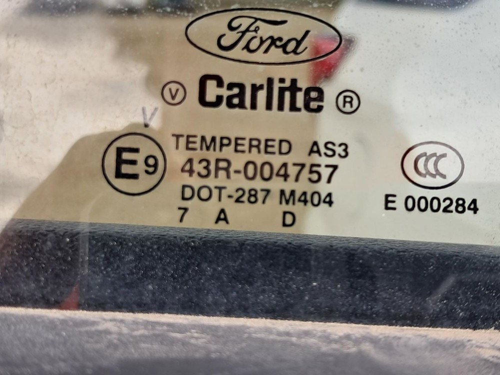 EXPLORER 2018 Front Door Trim Panel 1585863