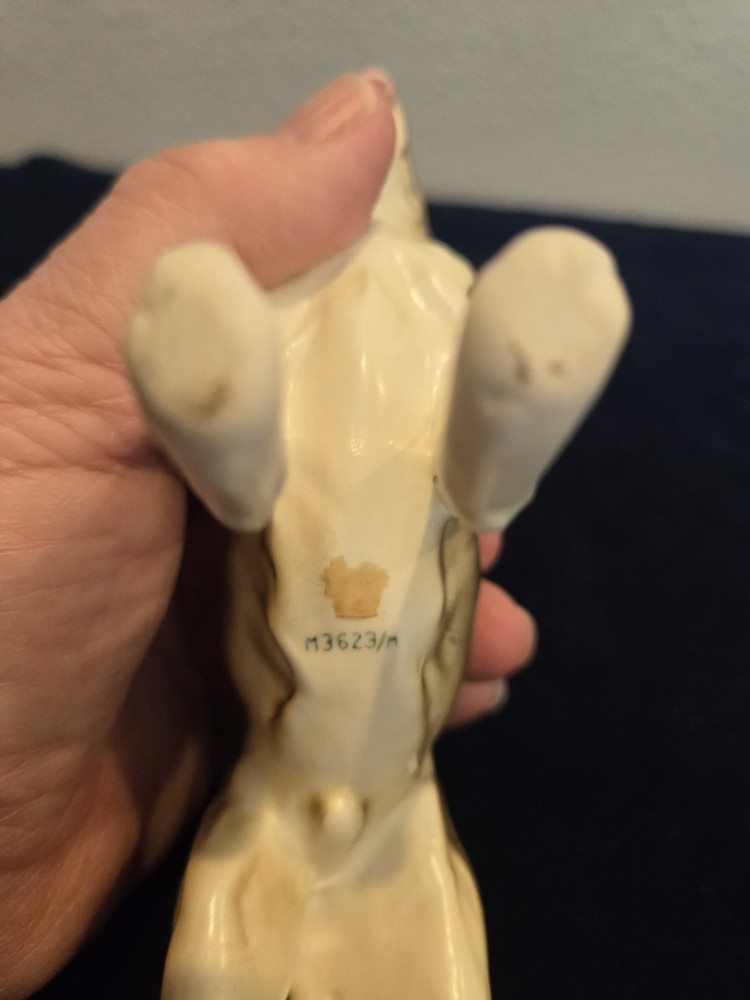 German Sheppard Figurine 5 Inch