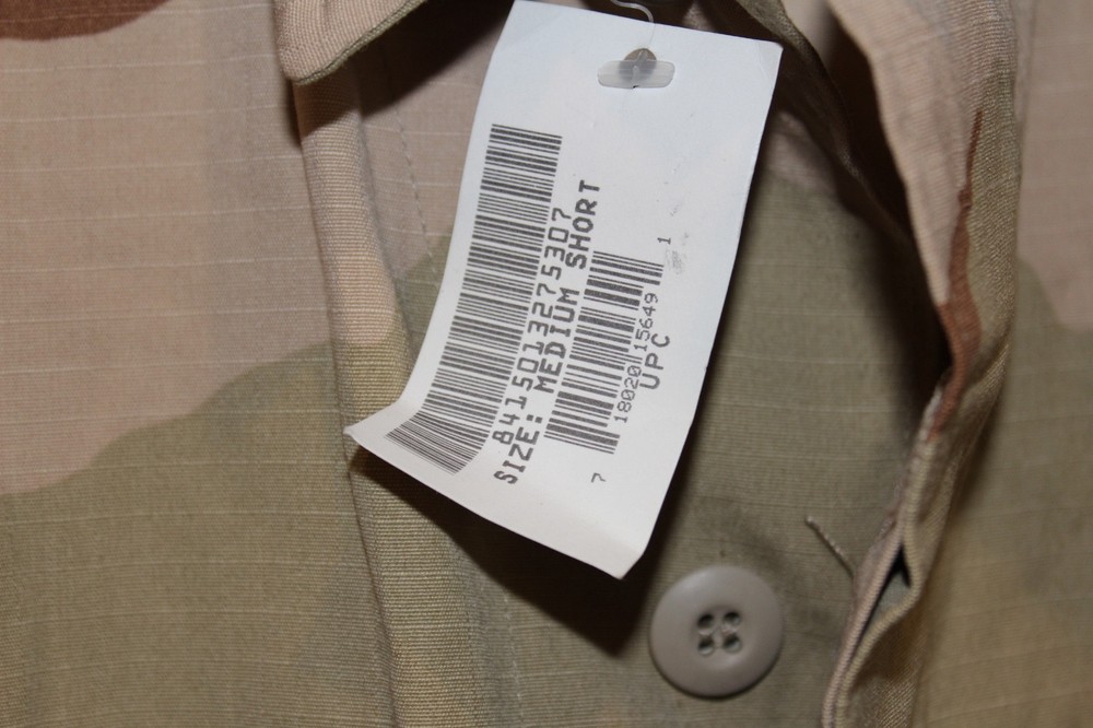 USGI Desert Camouflage Combat Coat Medium Short DCU New w/ Tag Defects
