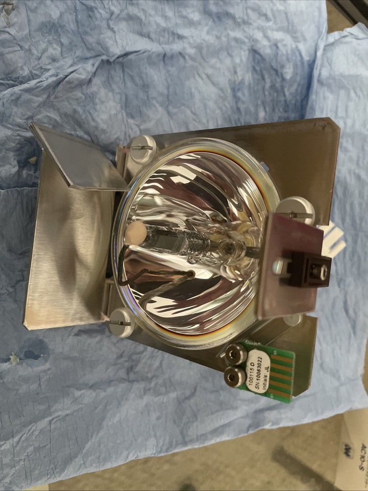 Replacement Bulb for CONMED LS7501 300W 17V