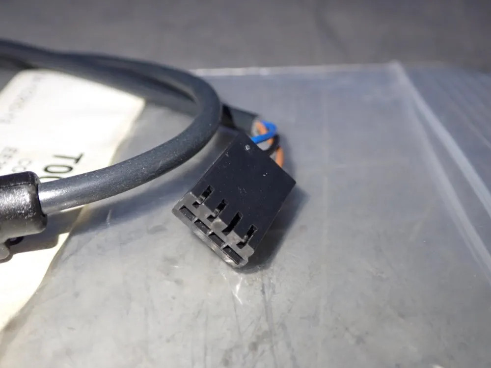 OMRON CONVERTER EE-2002