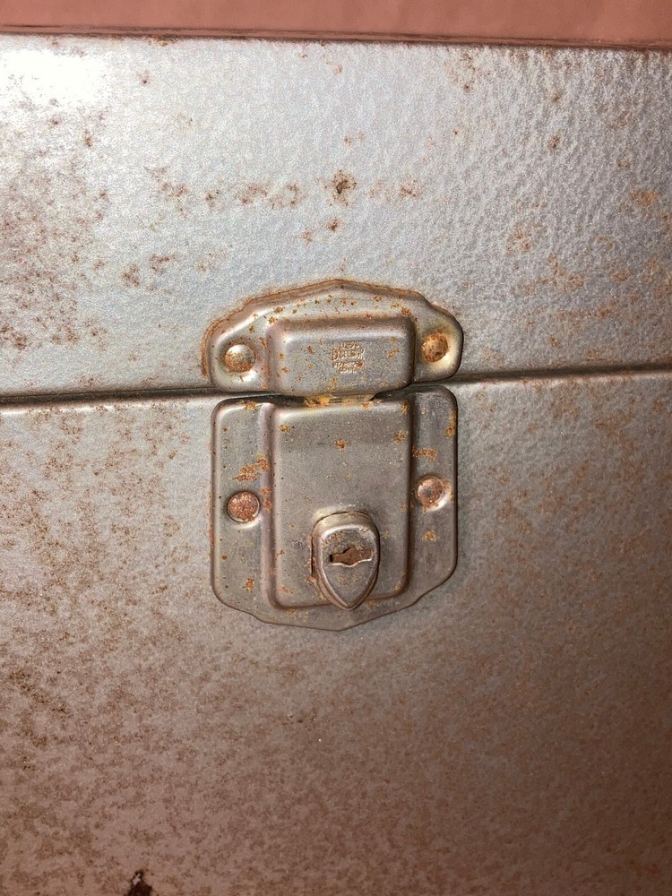Metal Lunch Tool Box Excelsior Stamford No Key