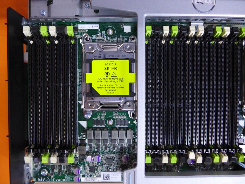 Genuine Dell Poweredge R820 CPU/Memory Riser Board 8HJ4P