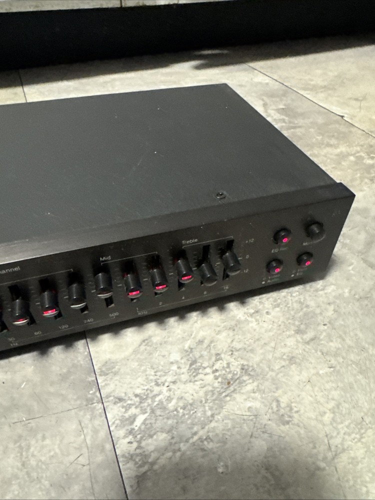 AUDIOSOURCE EQ-Eight Series II Vintage Stereo Equalizer Used