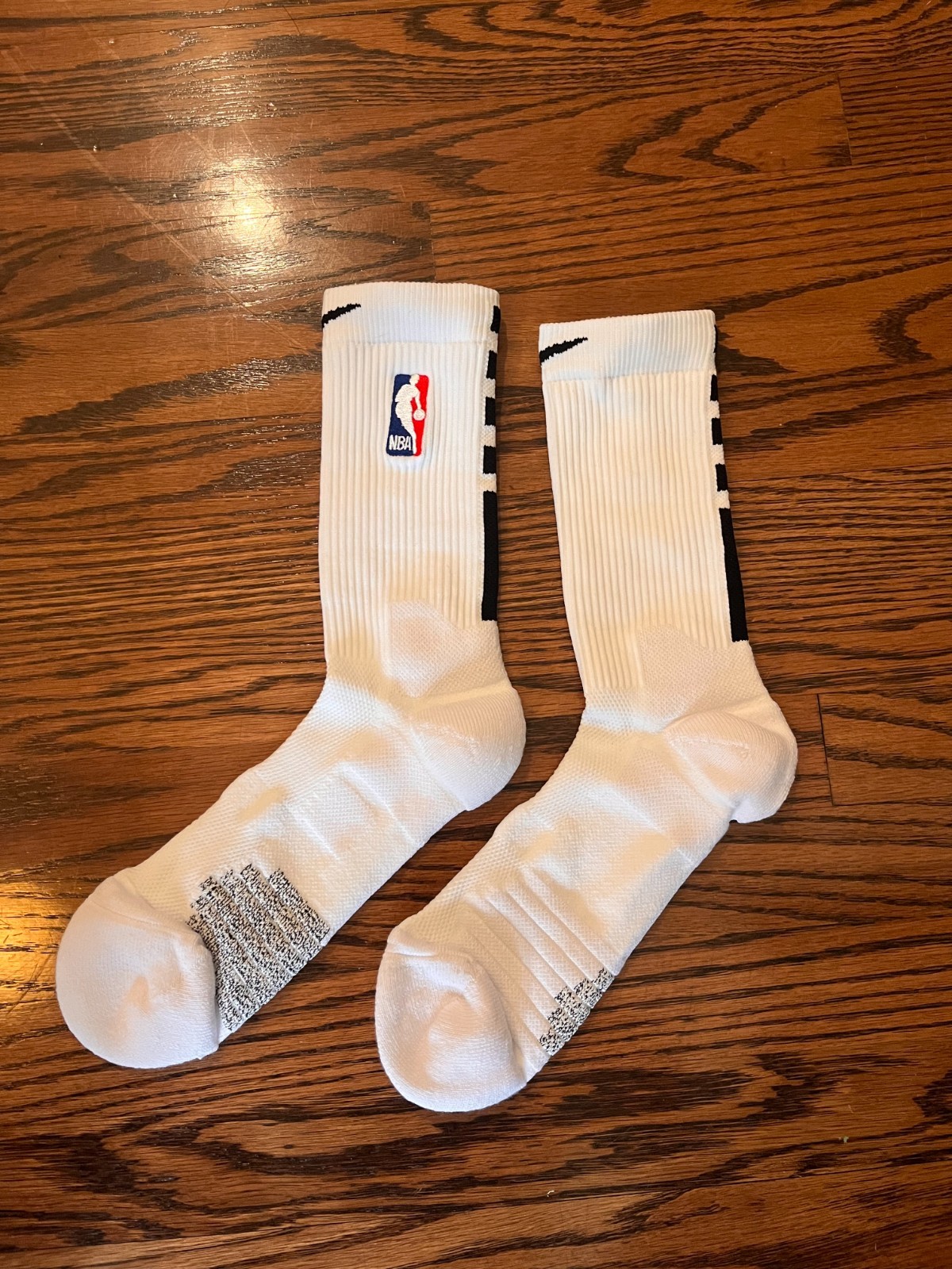 Nike NBA Elite 2024 Pro Grips - White/Black