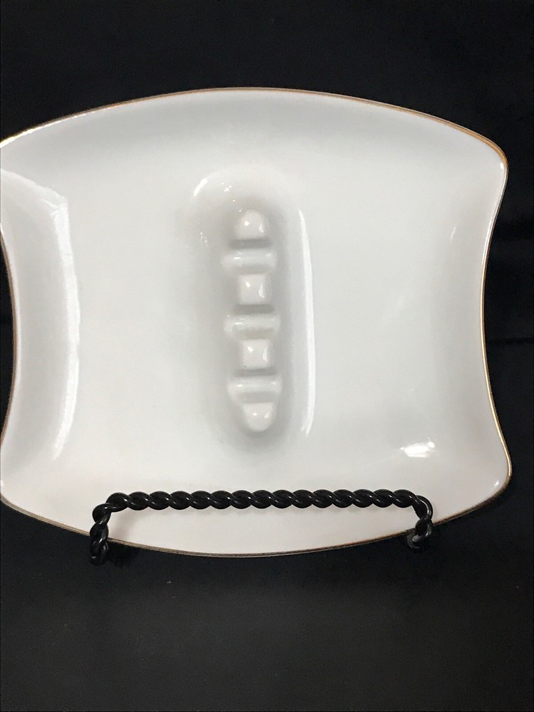 mid century modern White Ash Tray