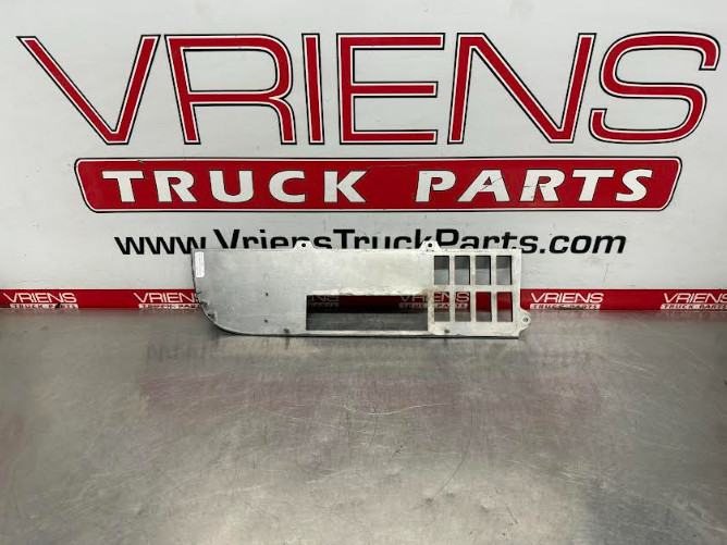 PETERBILT S64-6016-300 PANEL-DASH