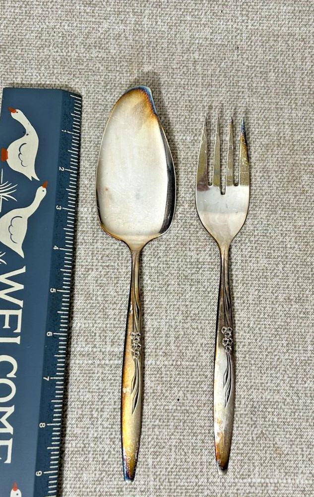 Oneida Enchantment Gental Rose Community Silverplated Flatware: Pie Server Fork