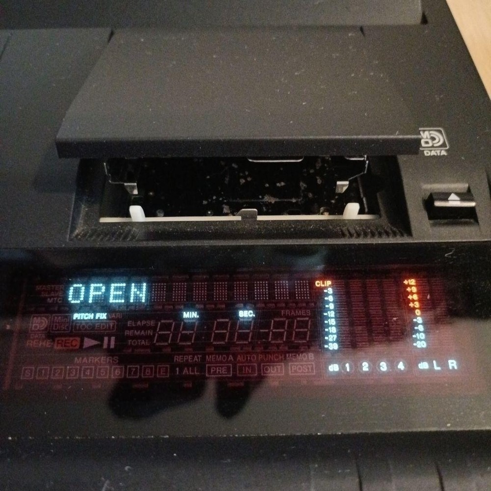 Yamaha MD4 Multitrack MD Recorder Mixer Digital Studio