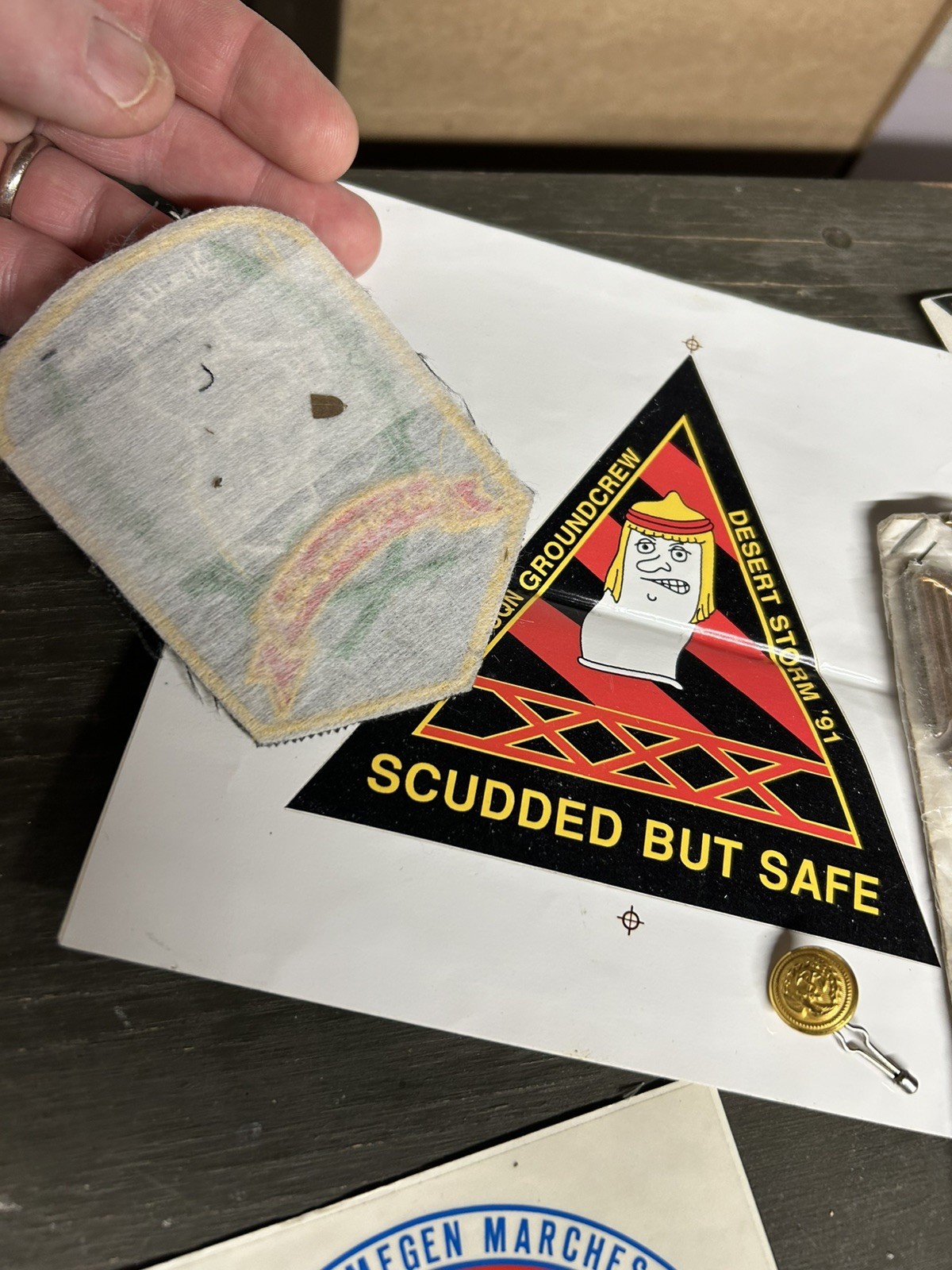 Desert Storm Iraq Gulf War REPUBLICAN GUARD Uniform Insignia, Medals, Souvenirs