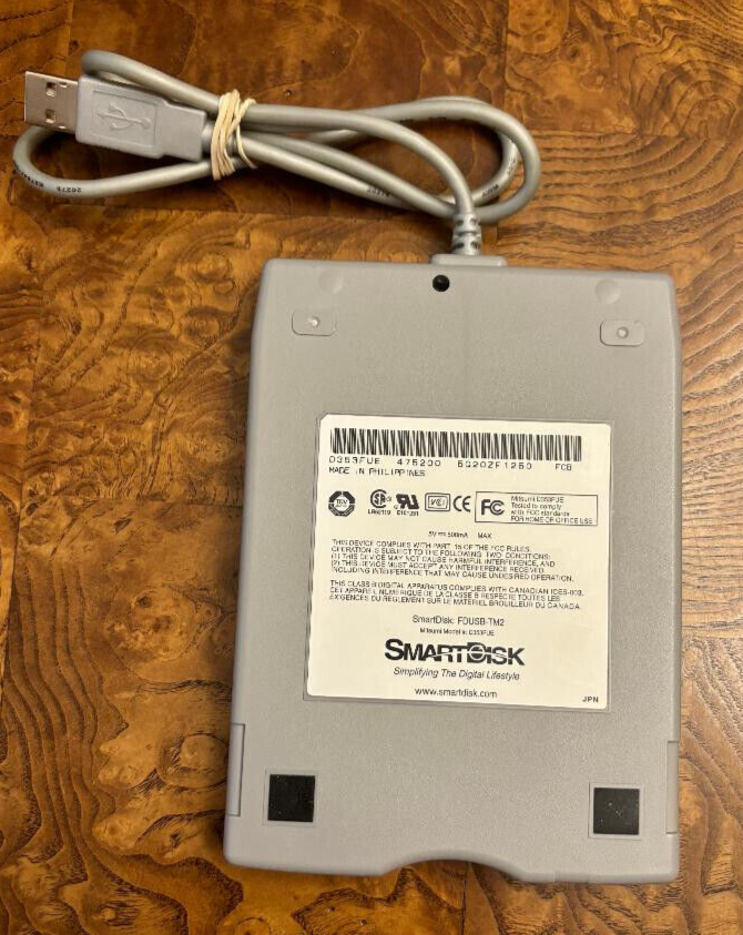 SmartDisk USB External Floppy Disk Drive Mitsumi Model D353FUE