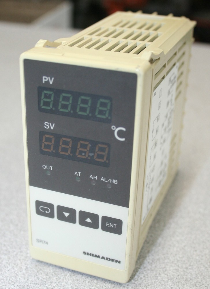 Shimaden SR74-8P1-00 Temperature Controller