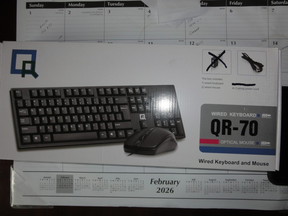 QR-70 WIRED KEYBOARD/MOUSE DOES NOT INCLUDE WIFI USB ADAPTER