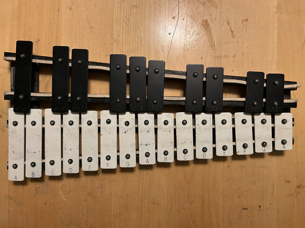 CB 700 Xylophone w/ Black Hard Case