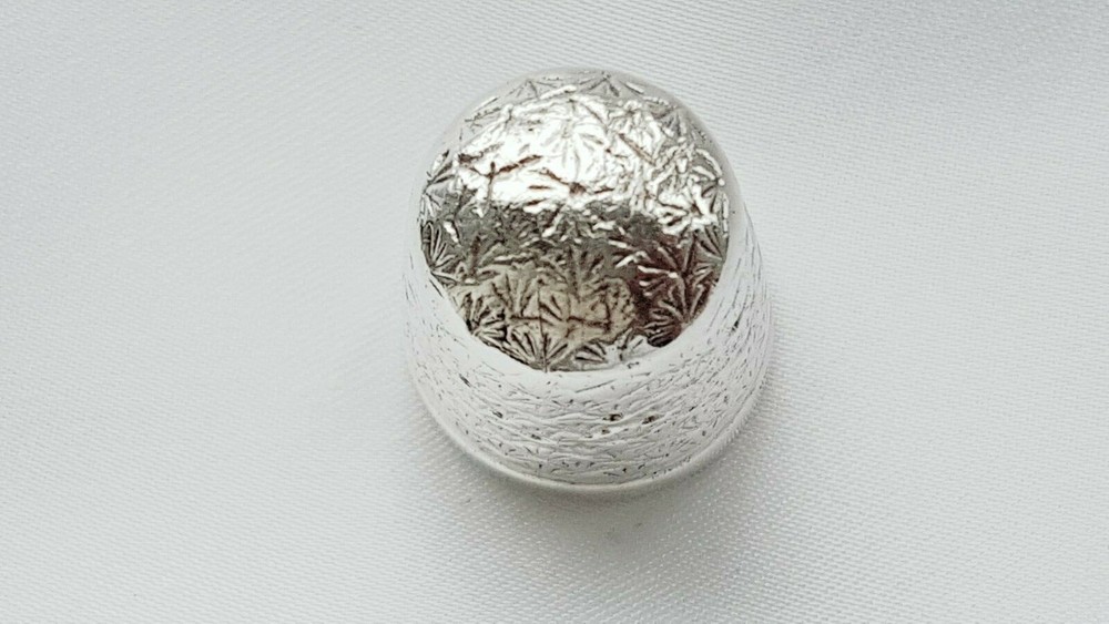 Silver THIMBLE ~ Charles Horner Rd 210799 PAT ~ Shell Pattern ~ Size 6