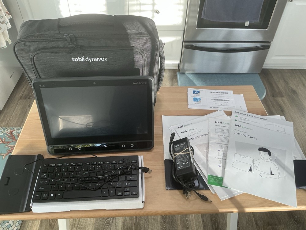 Tobii Dynavox i-13 Eye Tracker/ Touchscreen / Speech Assistance