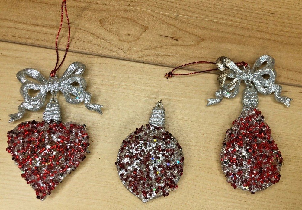 Discontinued Shatterproof 3 Beaded Ornaments Red & Silver With Bows